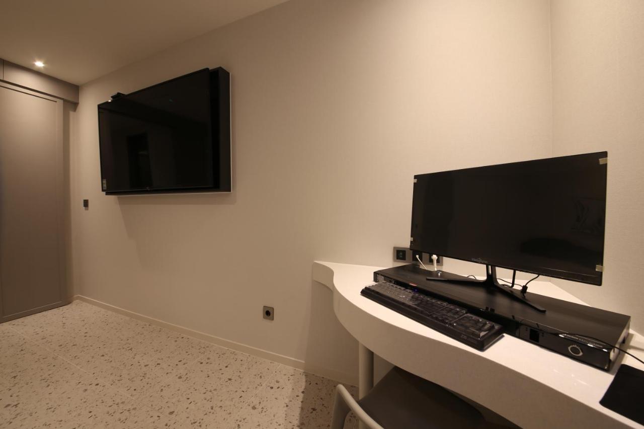 Zam101 Hotel Gimhae Dış mekan fotoğraf